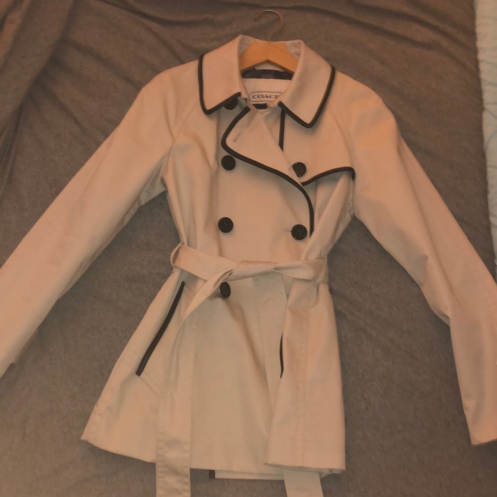 NWOT COACH CLASSIC TRENCH COAT WITH BLACK TRIM